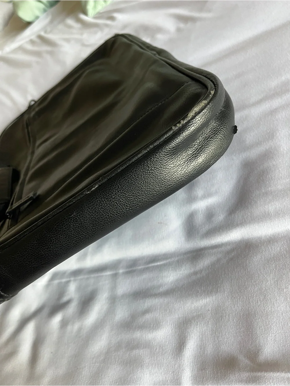 Eddie Bauer Black Faux Leather 16